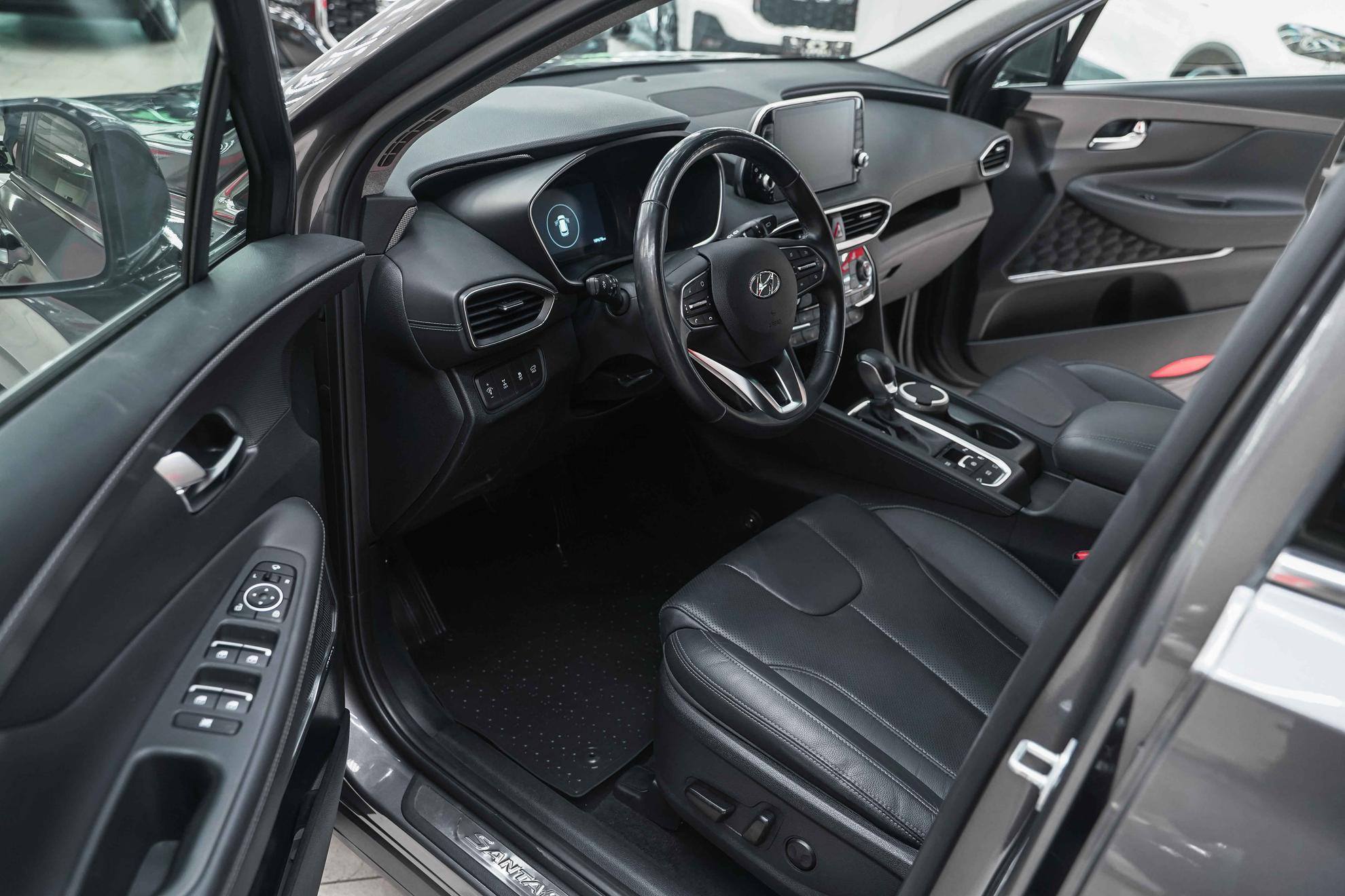 Hyundai Santa Fe 2019, серый, ДЦ Орехово
