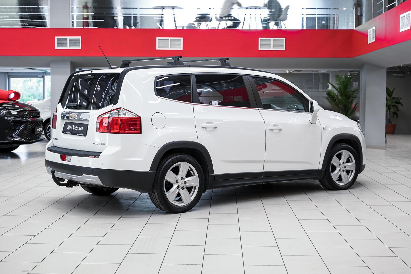 Chevrolet Orlando 2012, белый, ДЦ Орехово