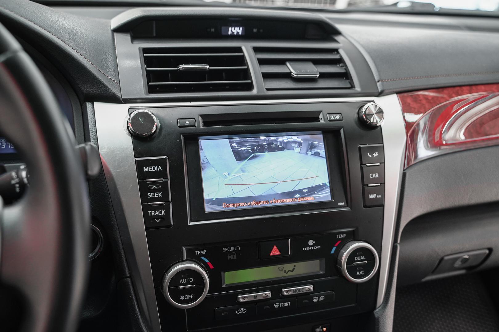 Toyota Camry 2013, черный, ДЦ Орехово