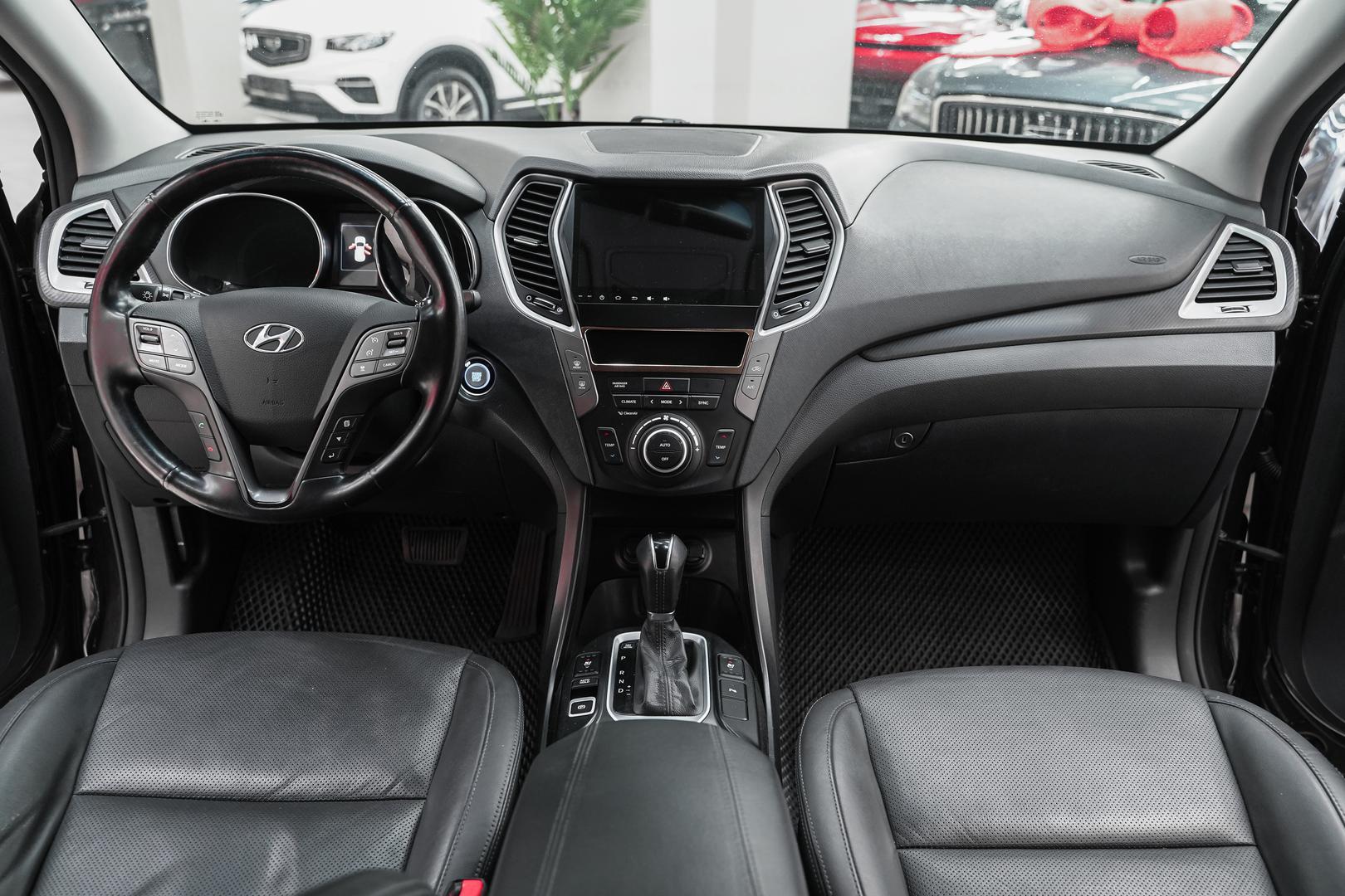 Hyundai Santa Fe 2016, коричневый, ДЦ Орехово