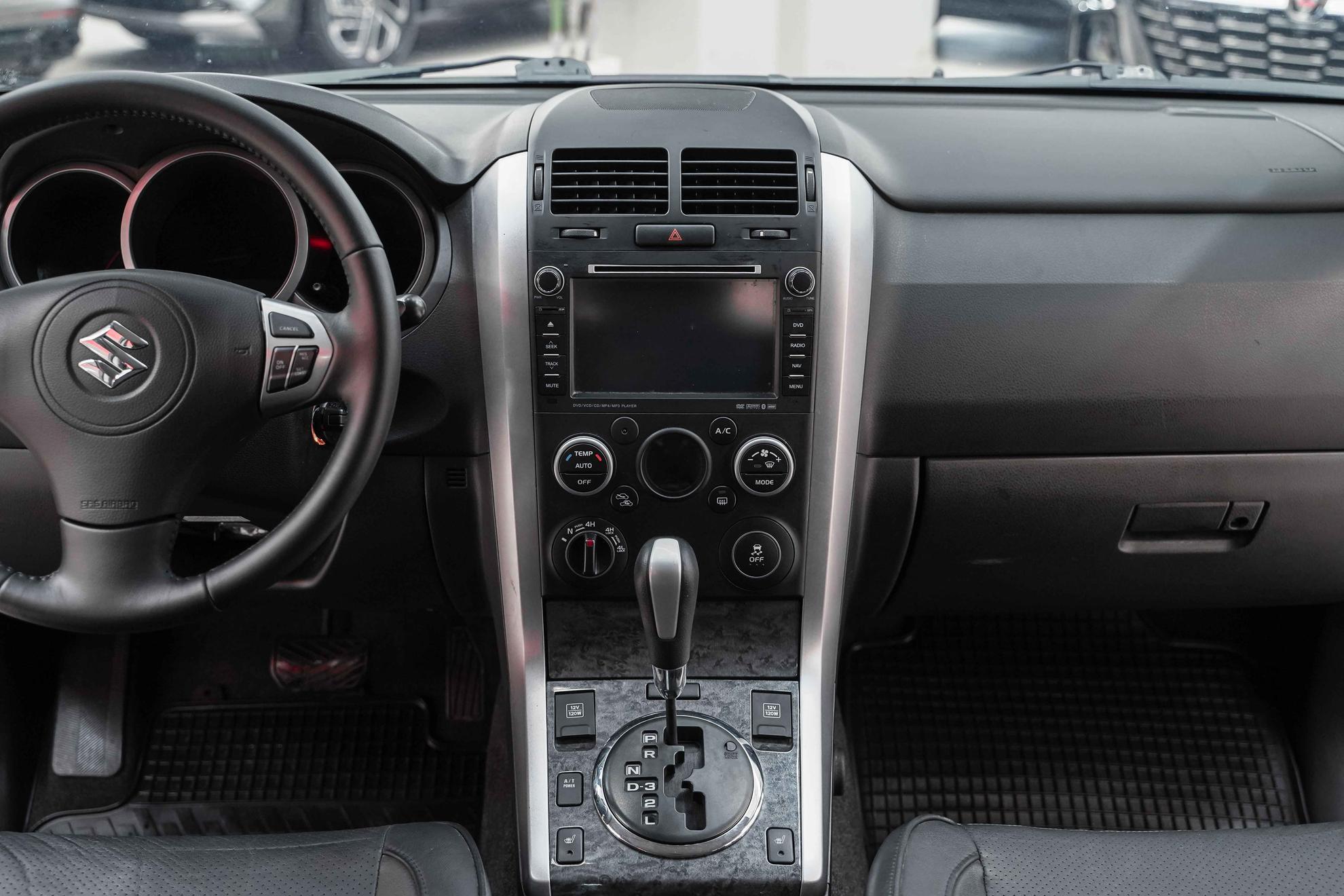 Suzuki Grand Vitara 2013, черный, ДЦ Орехово