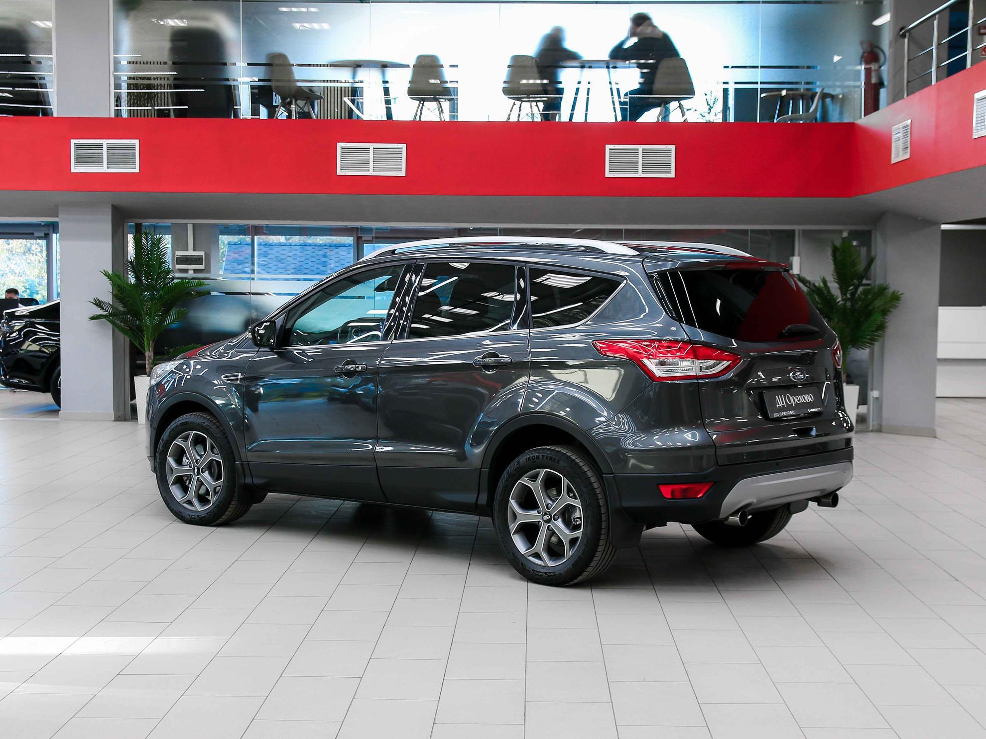Ford Kuga 2015, серый, ДЦ Орехово