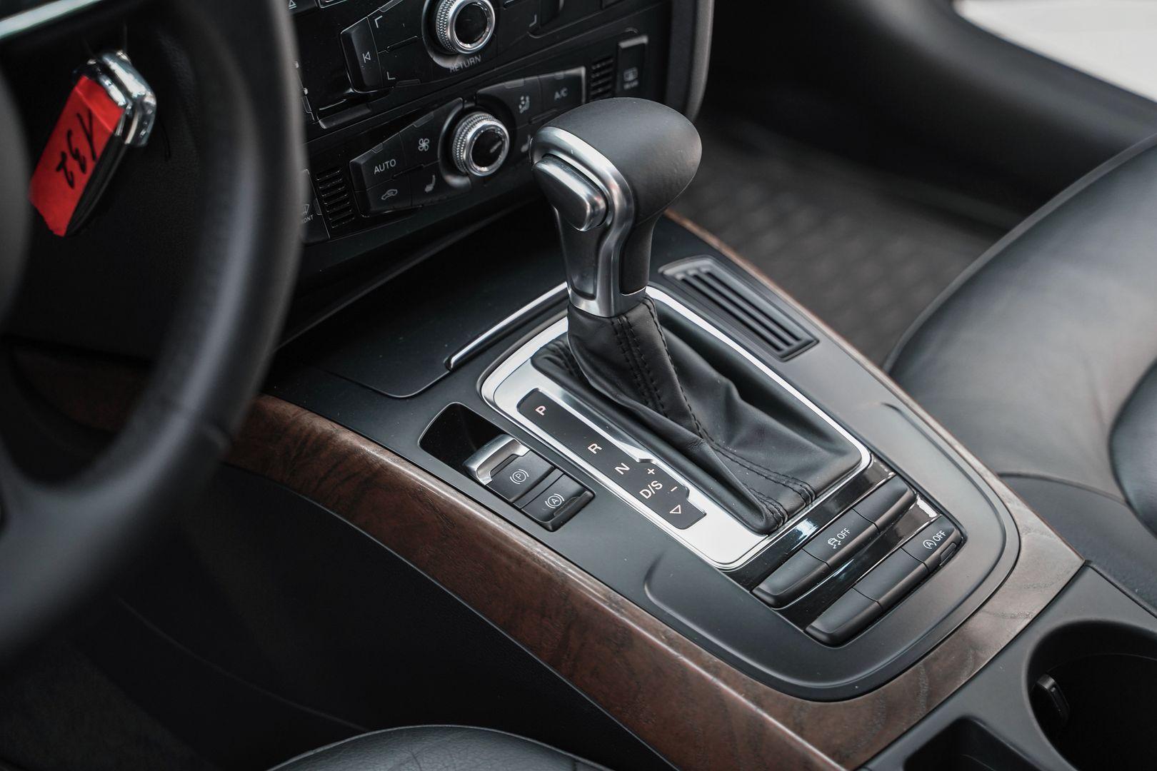 Audi A4 2014, черный, ДЦ Орехово