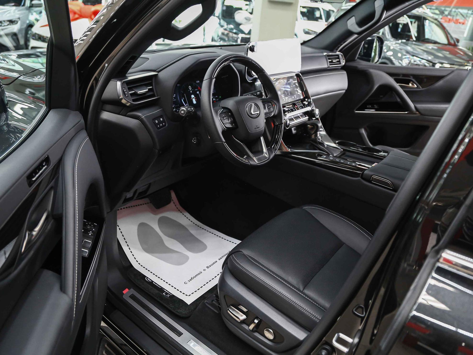 Lexus LX 2026, черный, ДЦ Орехово