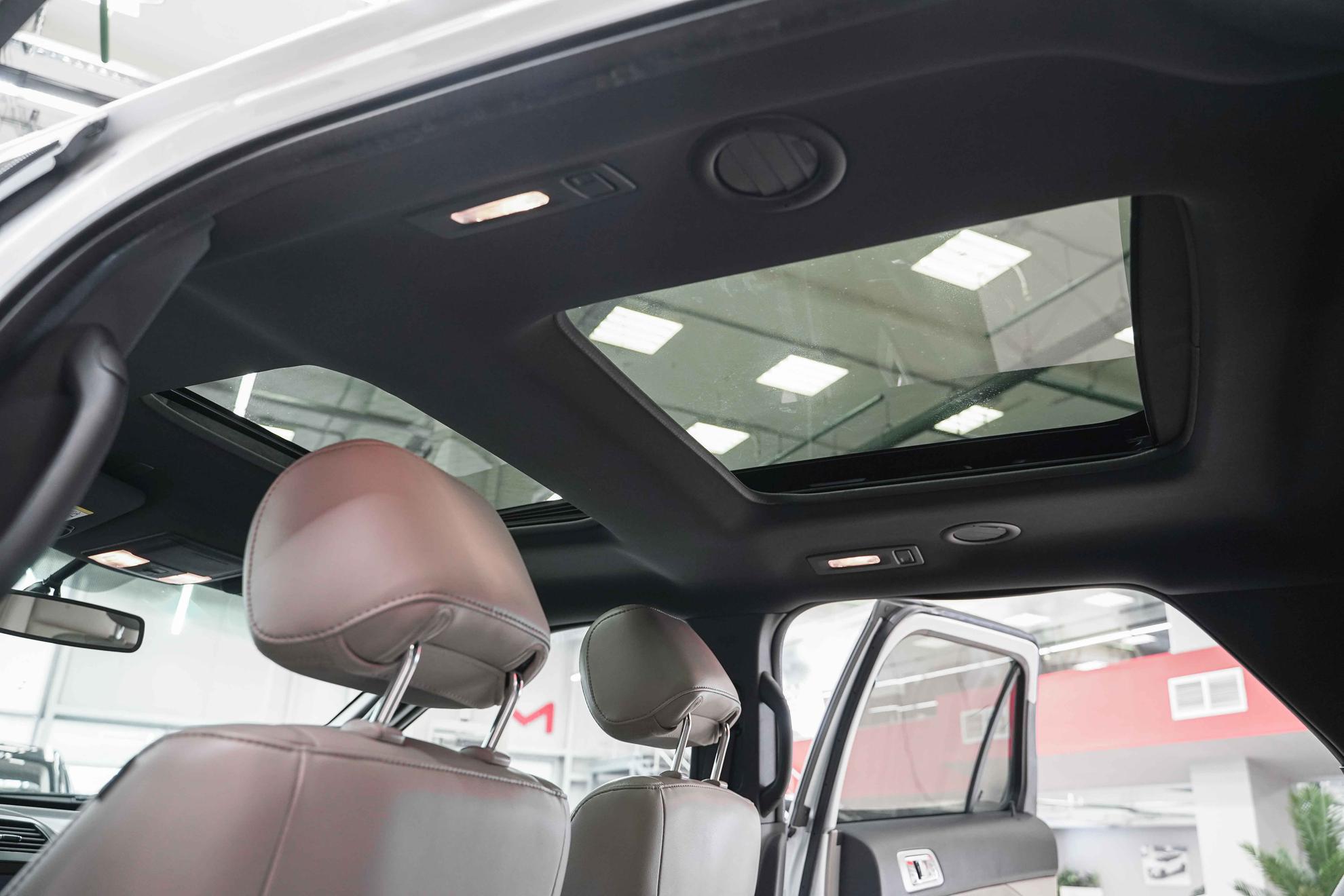 Ford Explorer 2013, белый, ДЦ Орехово