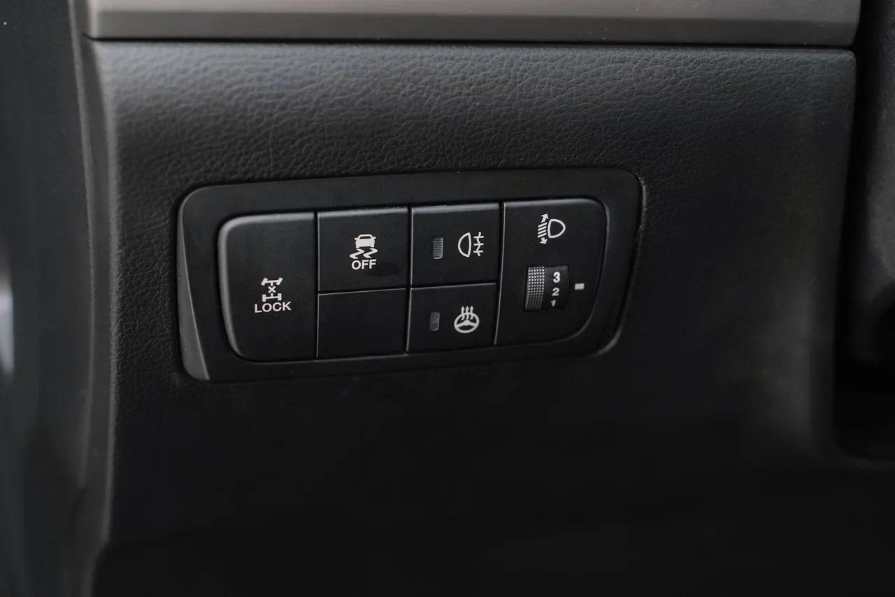 SsangYong Actyon 2013, серый, ДЦ Орехово