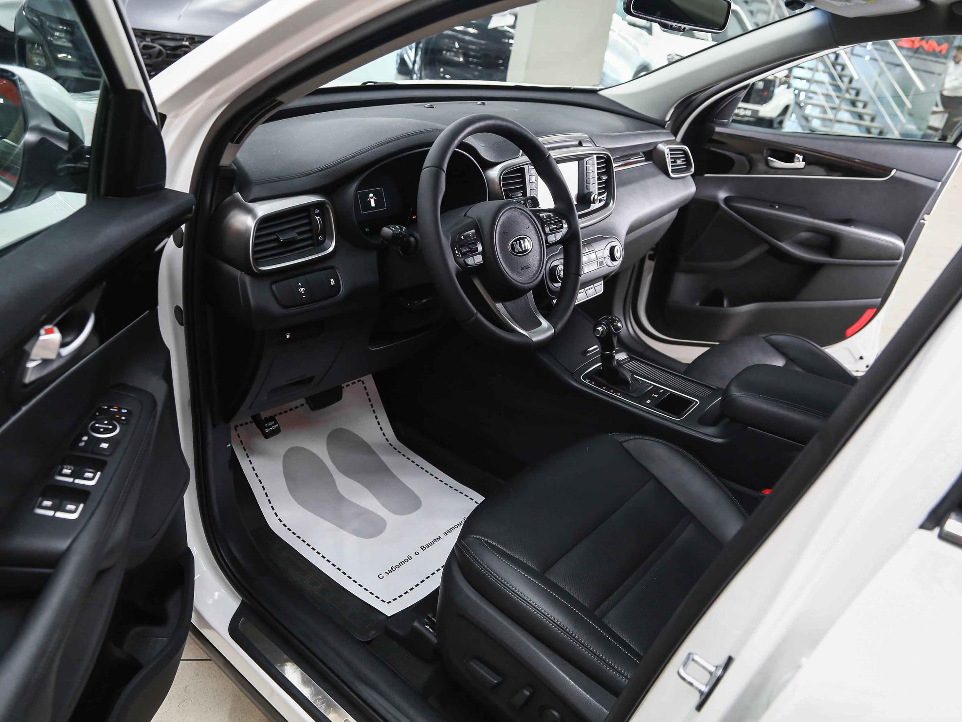 Kia Sorento 2017, белый, ДЦ Орехово