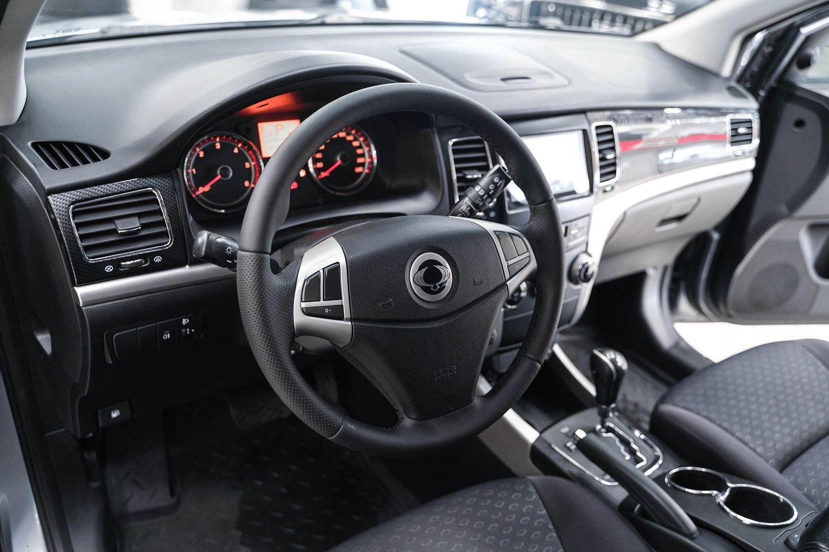 SsangYong Actyon 2012, серый, ДЦ Орехово