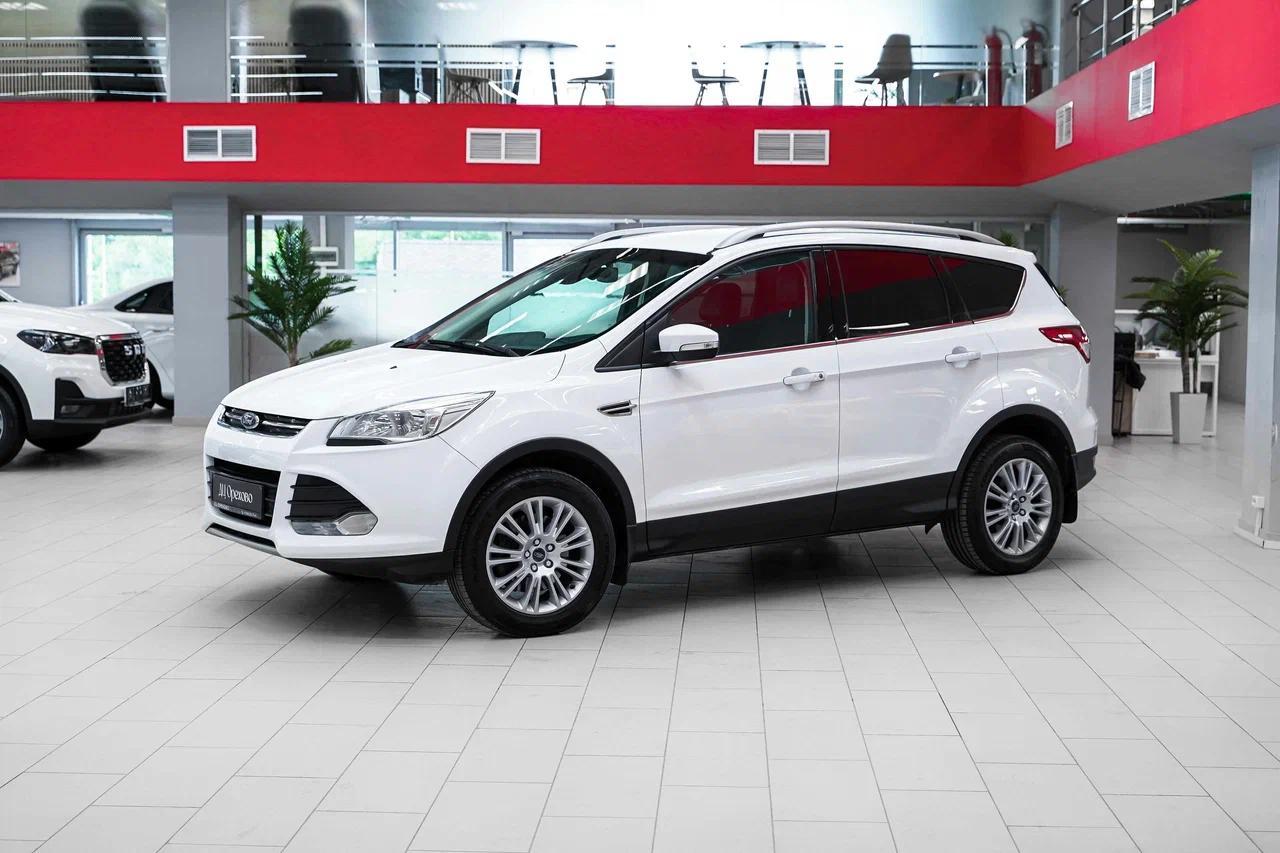 Ford Kuga 2015, белый, ДЦ Орехово