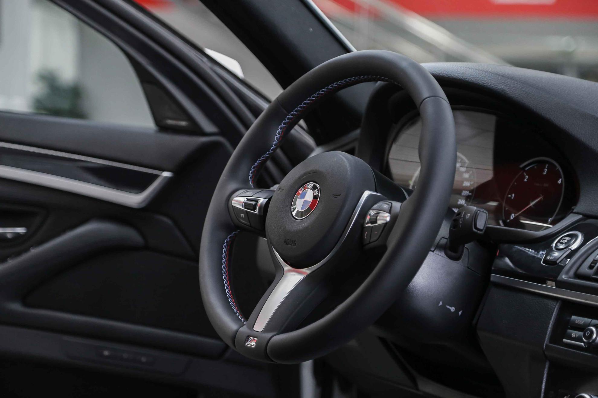 BMW 5 серии 2016, белый, ДЦ Орехово