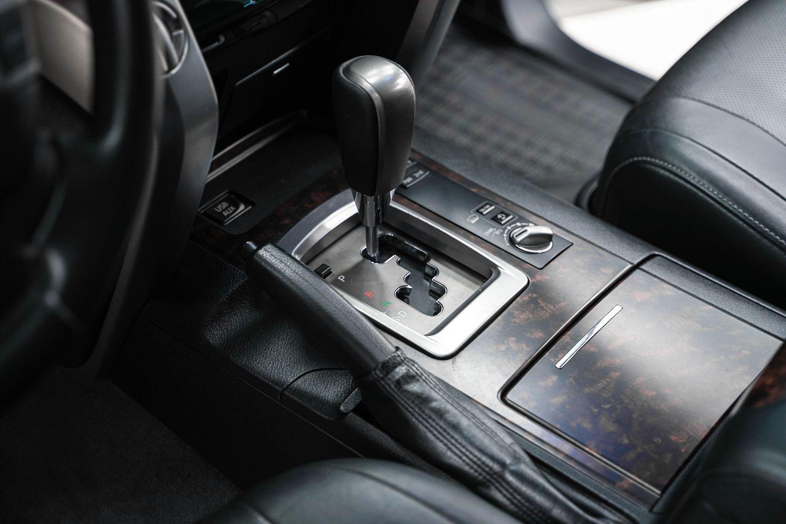 Toyota Land Cruiser 2014, белый, ДЦ Орехово