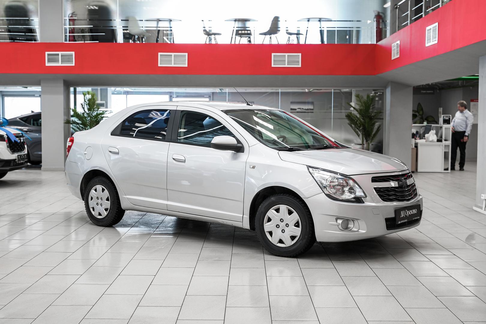 Chevrolet Cobalt 2013, серебряный, ДЦ Орехово
