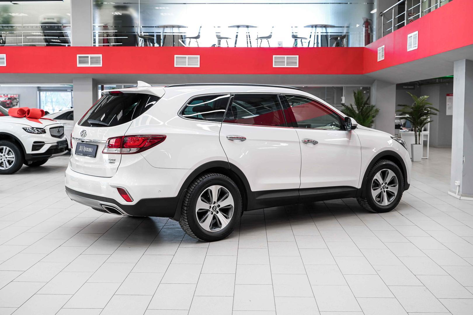 Hyundai Santa Fe 2017, белый, ДЦ Орехово