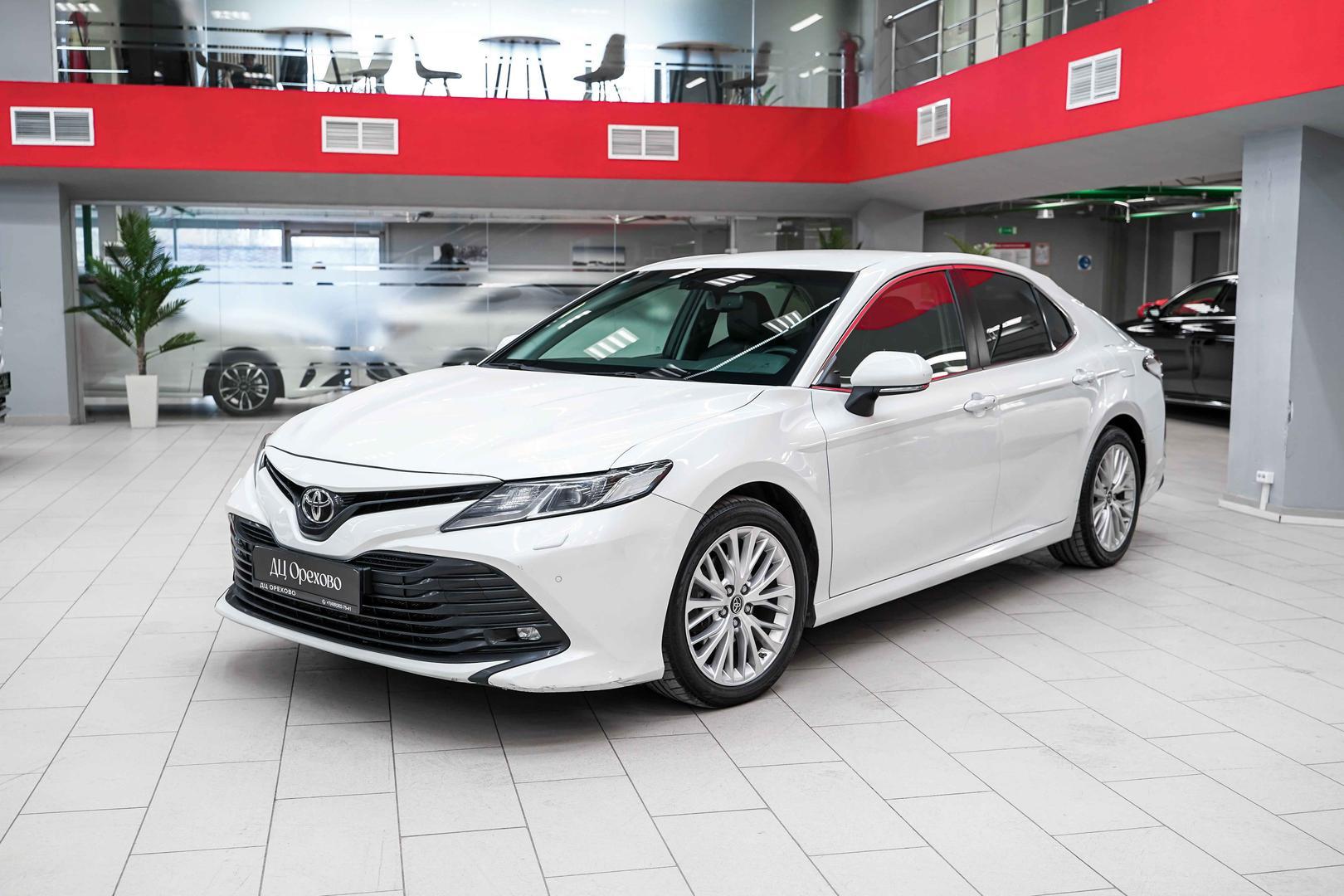 Toyota Camry 2019, белый, ДЦ Орехово
