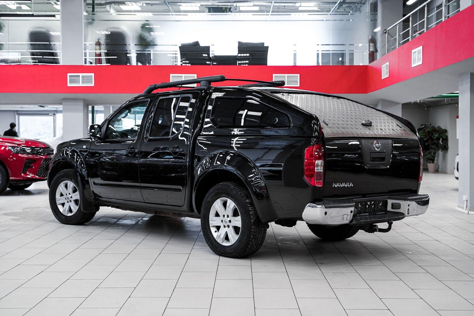 Nissan Navara (Frontier) 2006, черный, ДЦ Орехово