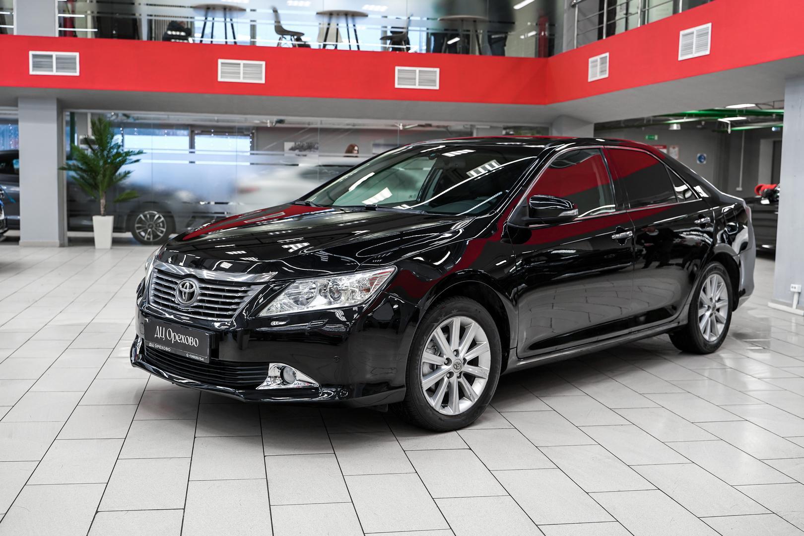 Toyota Camry 2013, черный, ДЦ Орехово
