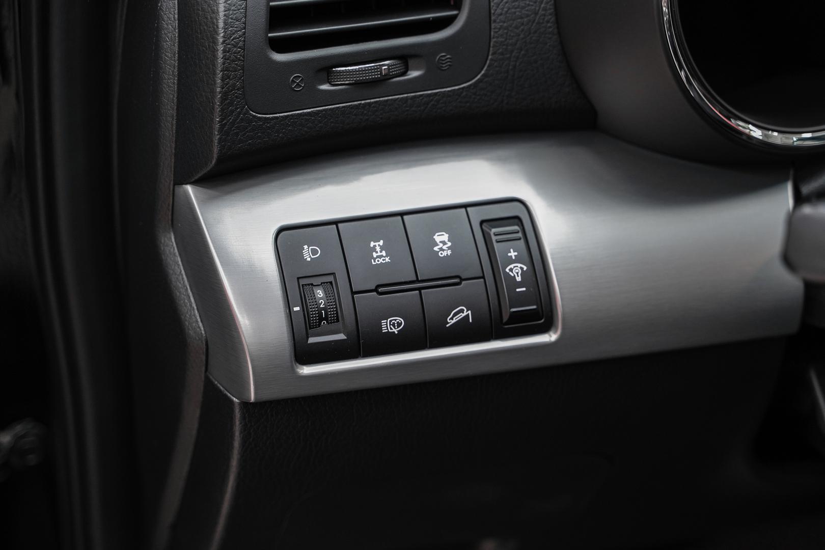 Kia Sorento 2012, черный, ДЦ Орехово