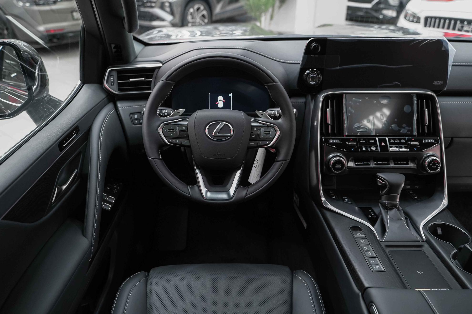 Lexus LX 2026, серый, ДЦ Орехово
