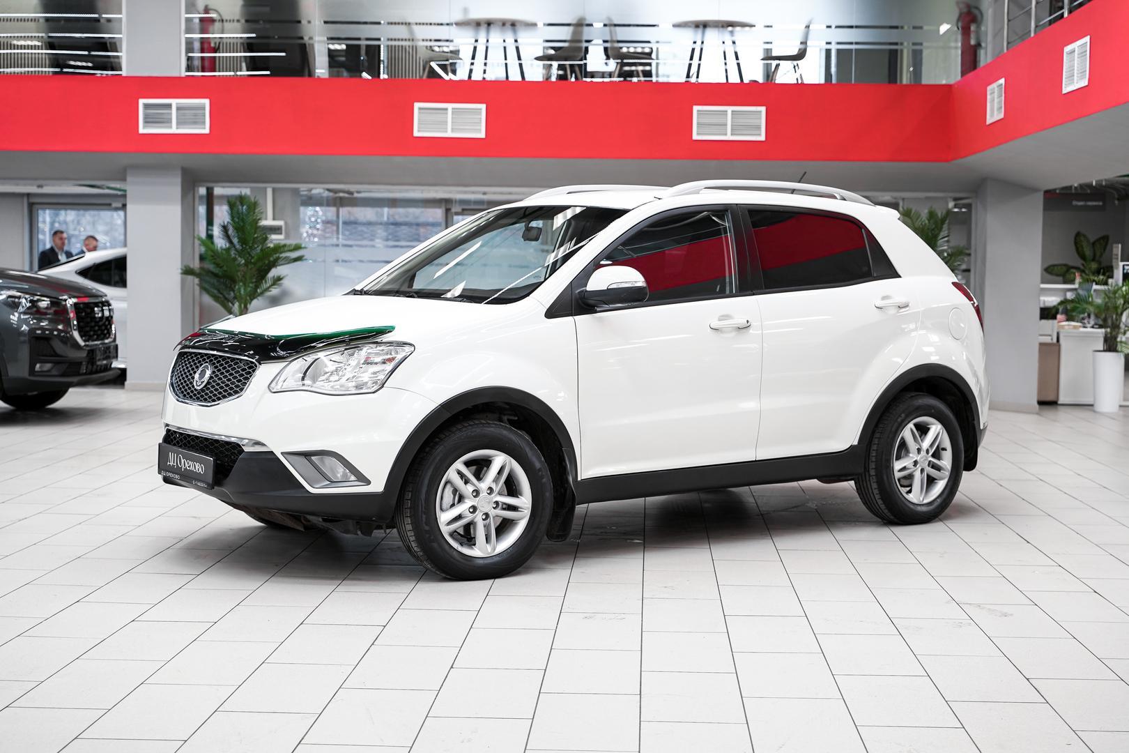SsangYong Actyon 2011, белый, ДЦ Орехово