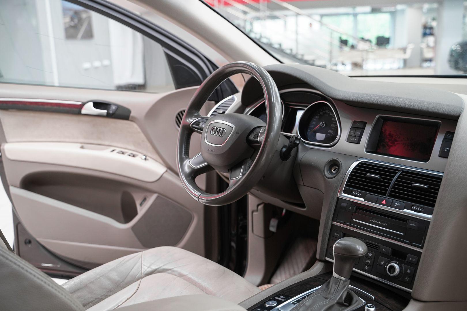 Audi Q7 2014, коричневый, ДЦ Орехово