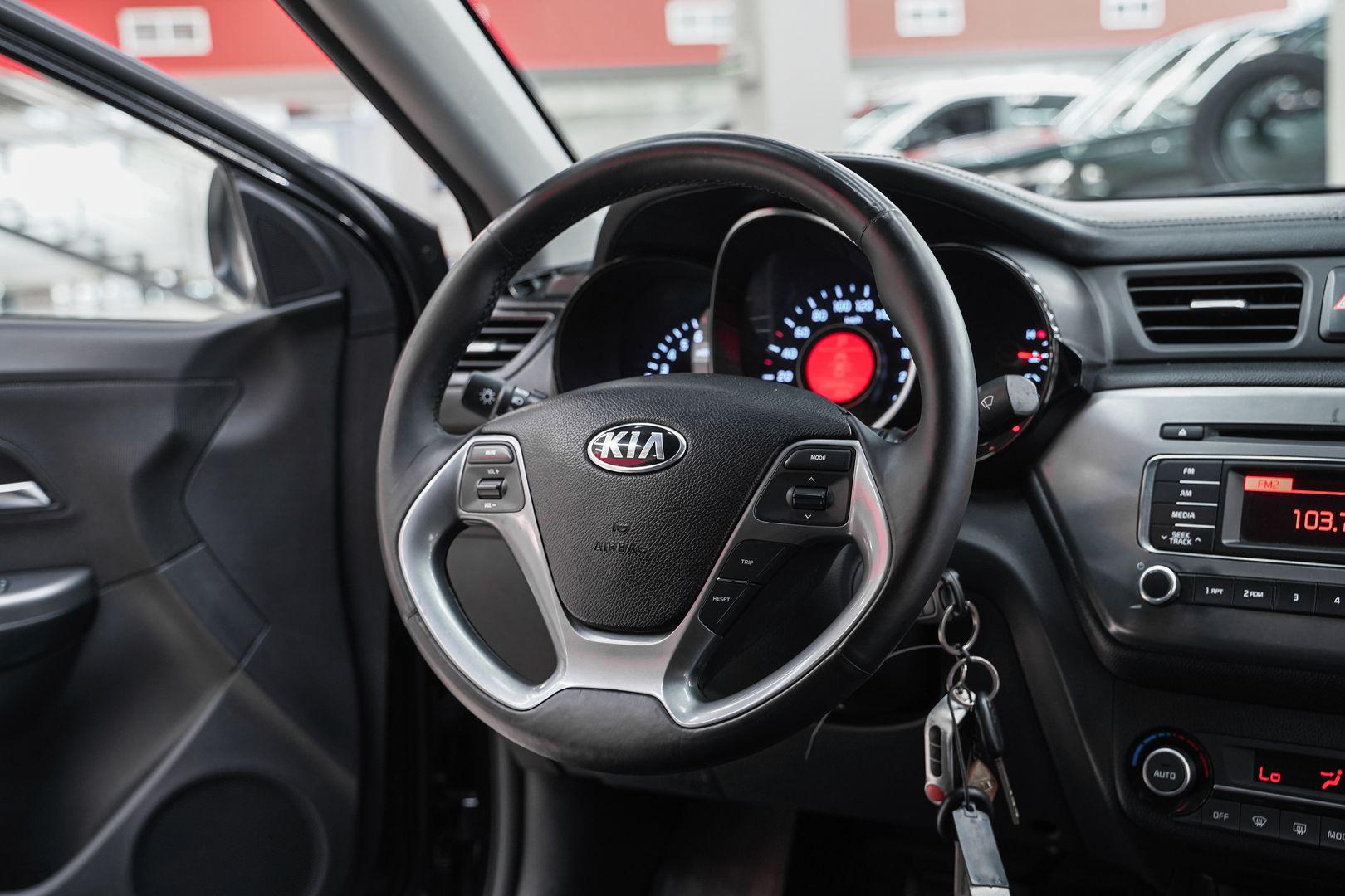 Kia Rio 2017, черный, ДЦ Орехово