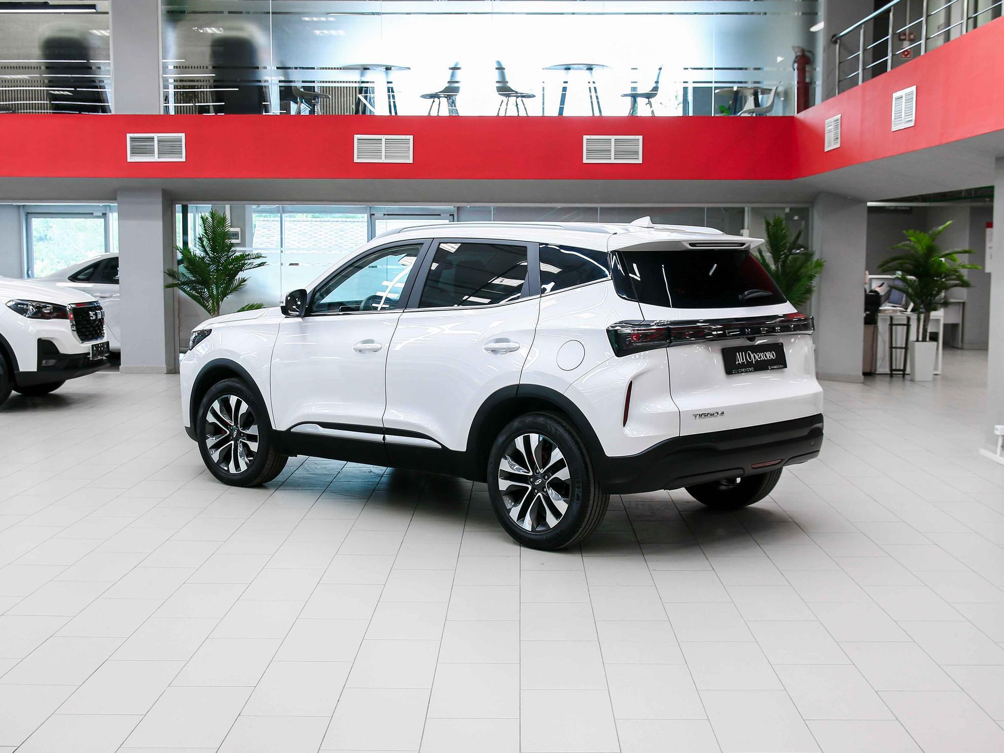 Chery Tiggo 4 2024, белый, ДЦ Орехово