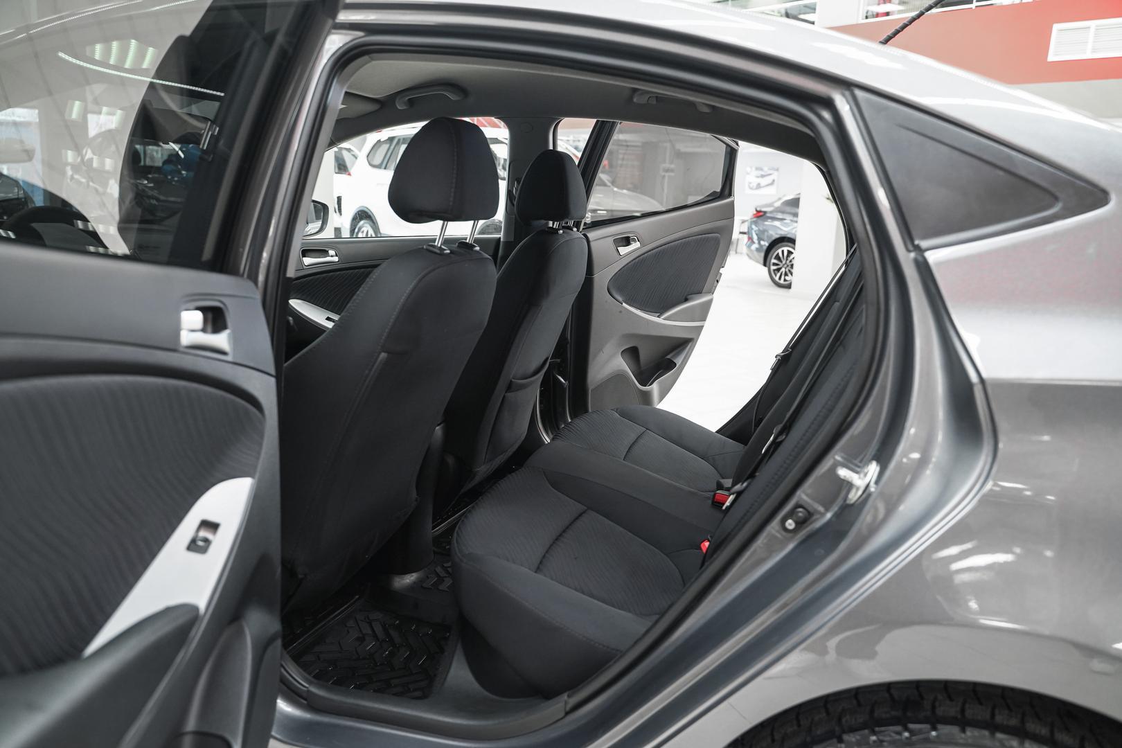 Hyundai Solaris 2014, серый, ДЦ Орехово