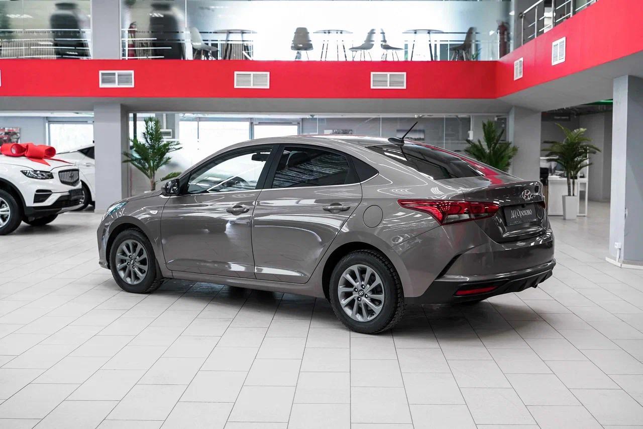 Hyundai Solaris 2021, серый, ДЦ Орехово