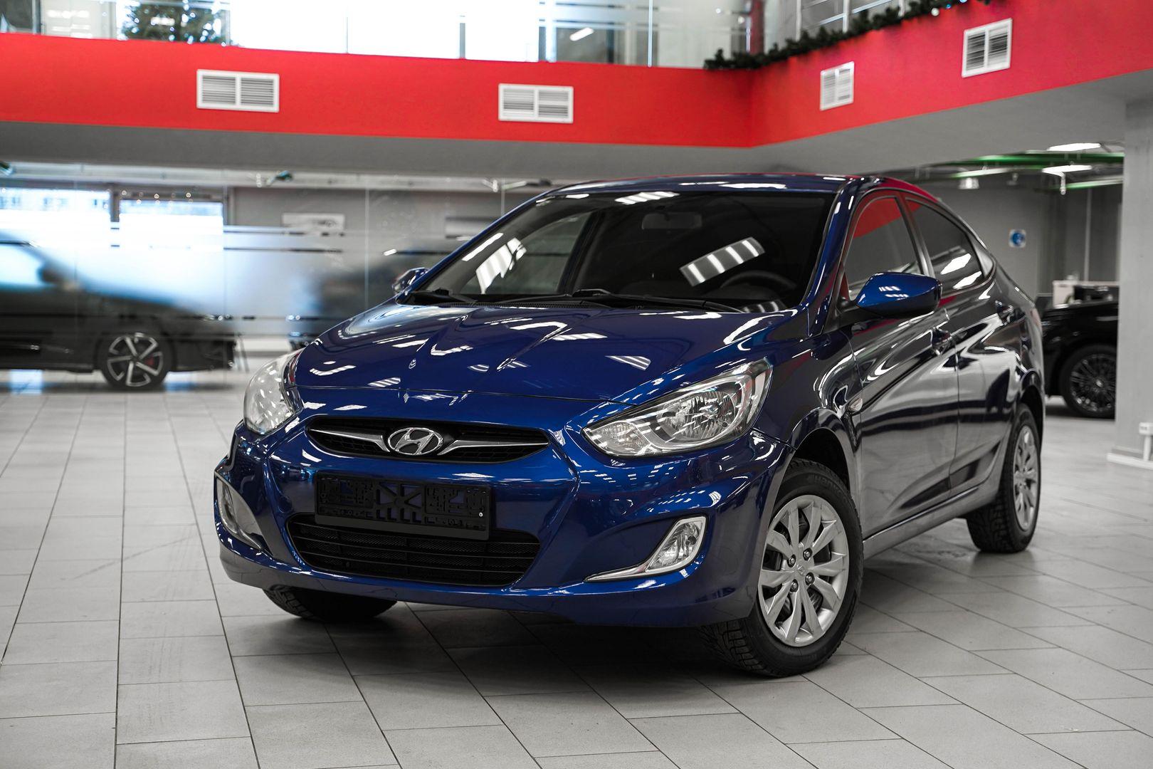Hyundai Solaris 2011, синий, ДЦ Орехово