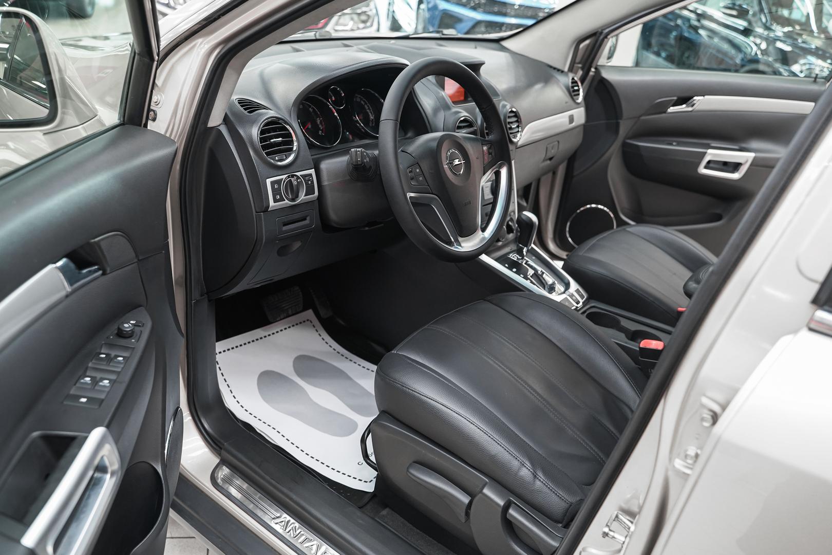 Opel Antara 2012, бежевый, ДЦ Орехово