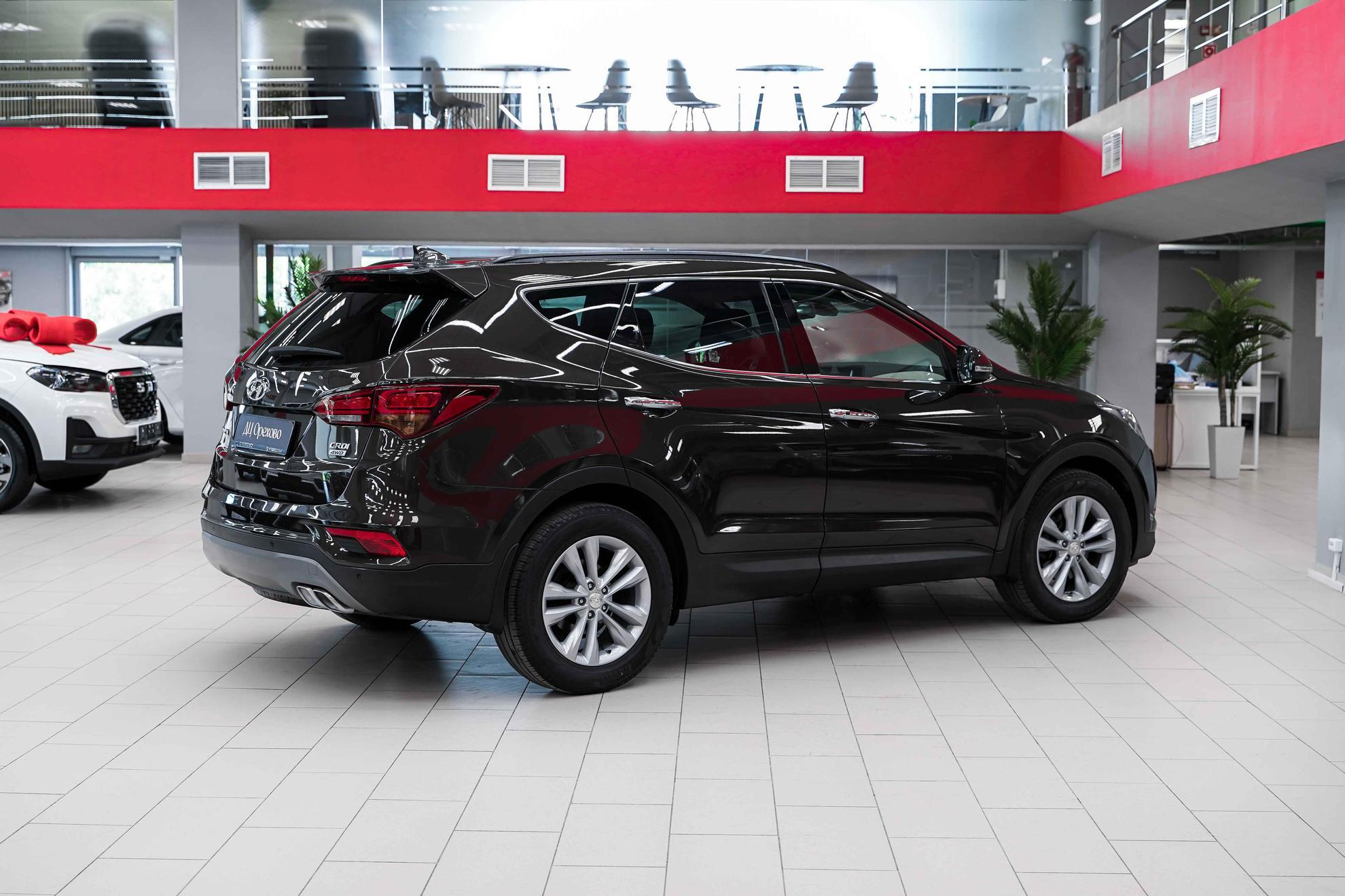 Hyundai Santa Fe 2018, коричневый, ДЦ Орехово