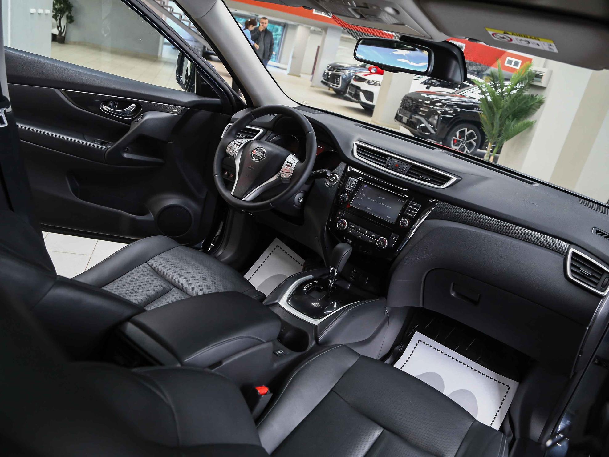 Nissan X-Trail 2018, синий, ДЦ Орехово