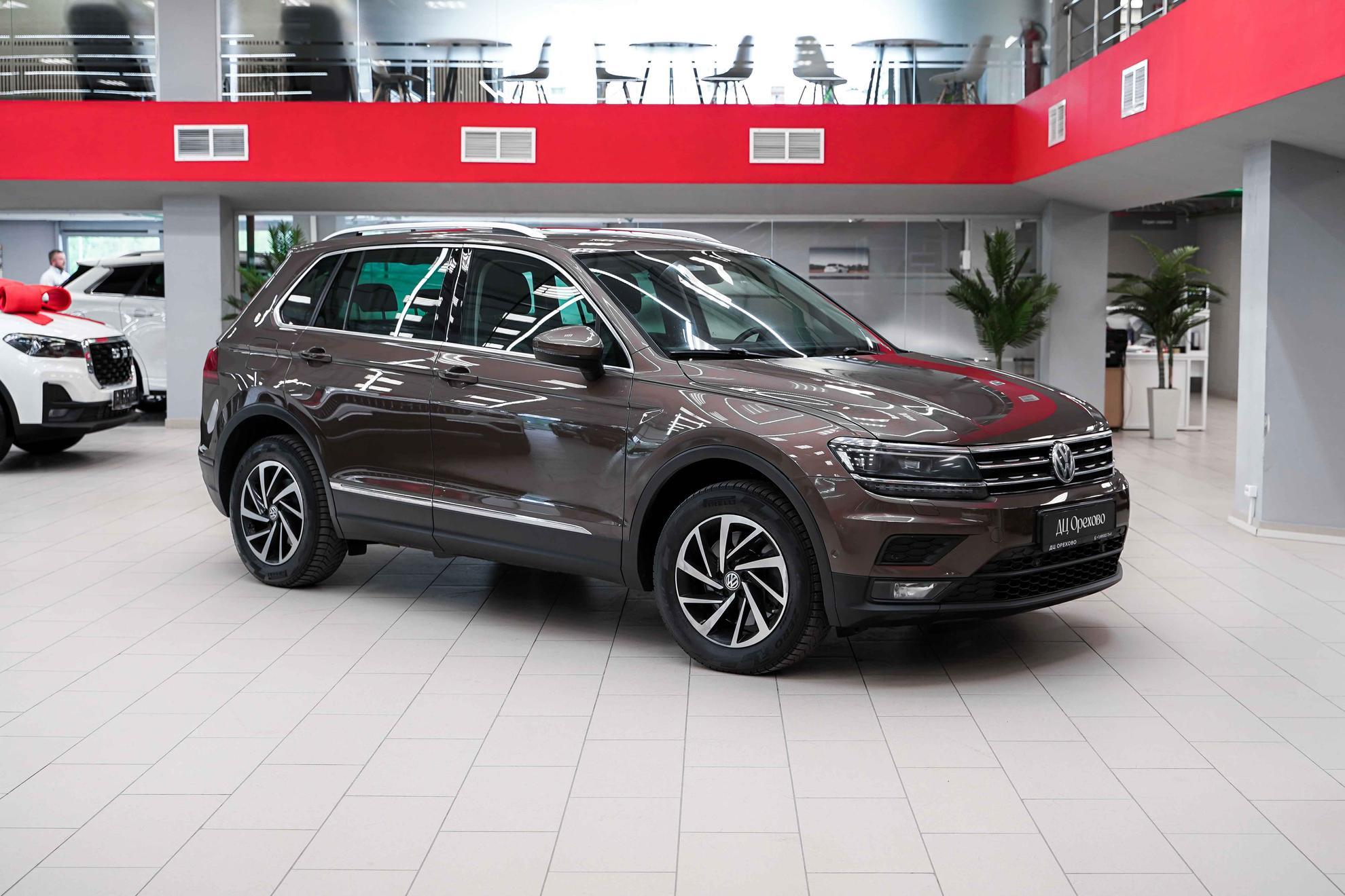 Volkswagen Tiguan 2018, коричневый, ДЦ Орехово