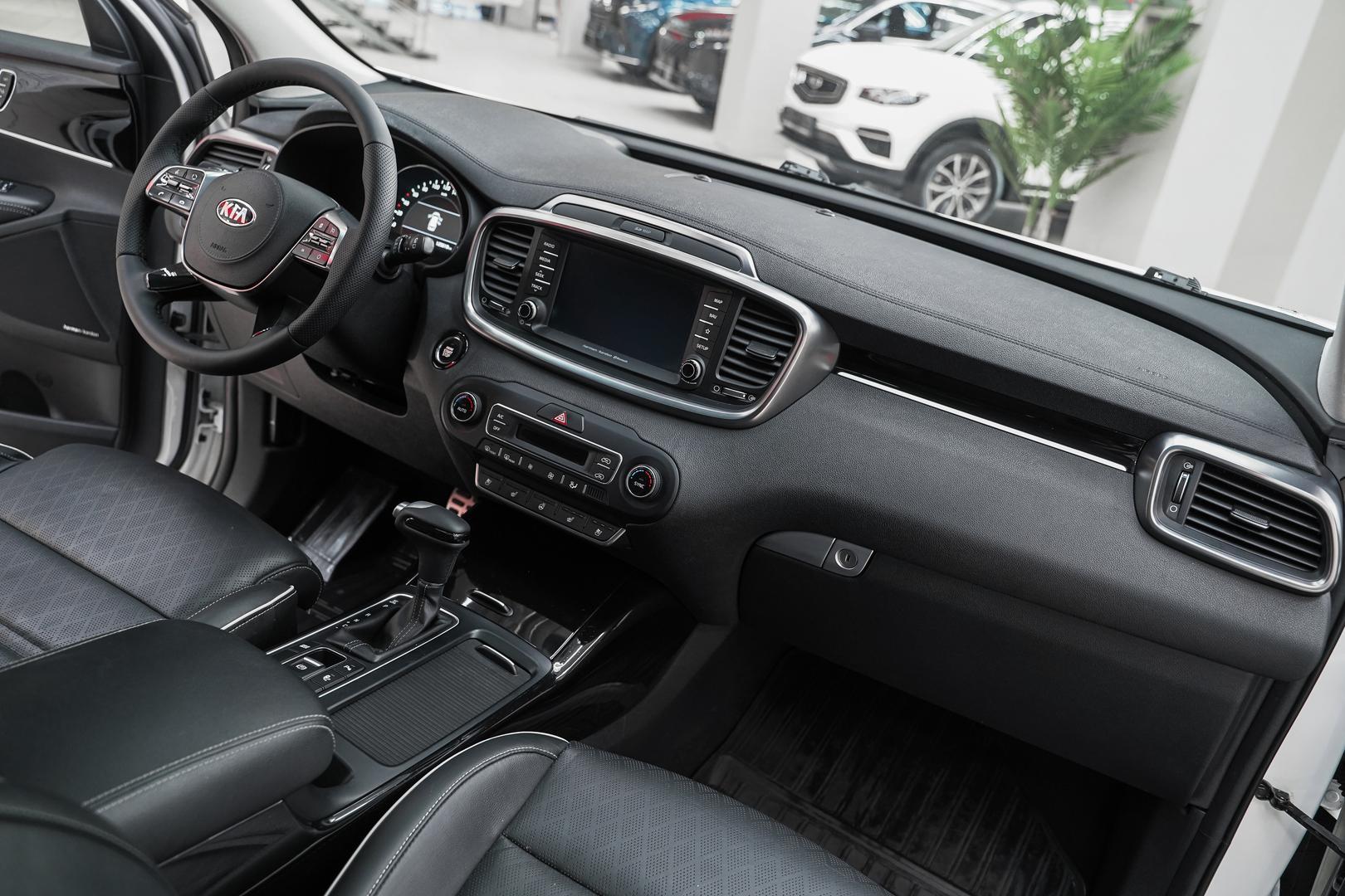 Kia Sorento 2018, белый, ДЦ Орехово
