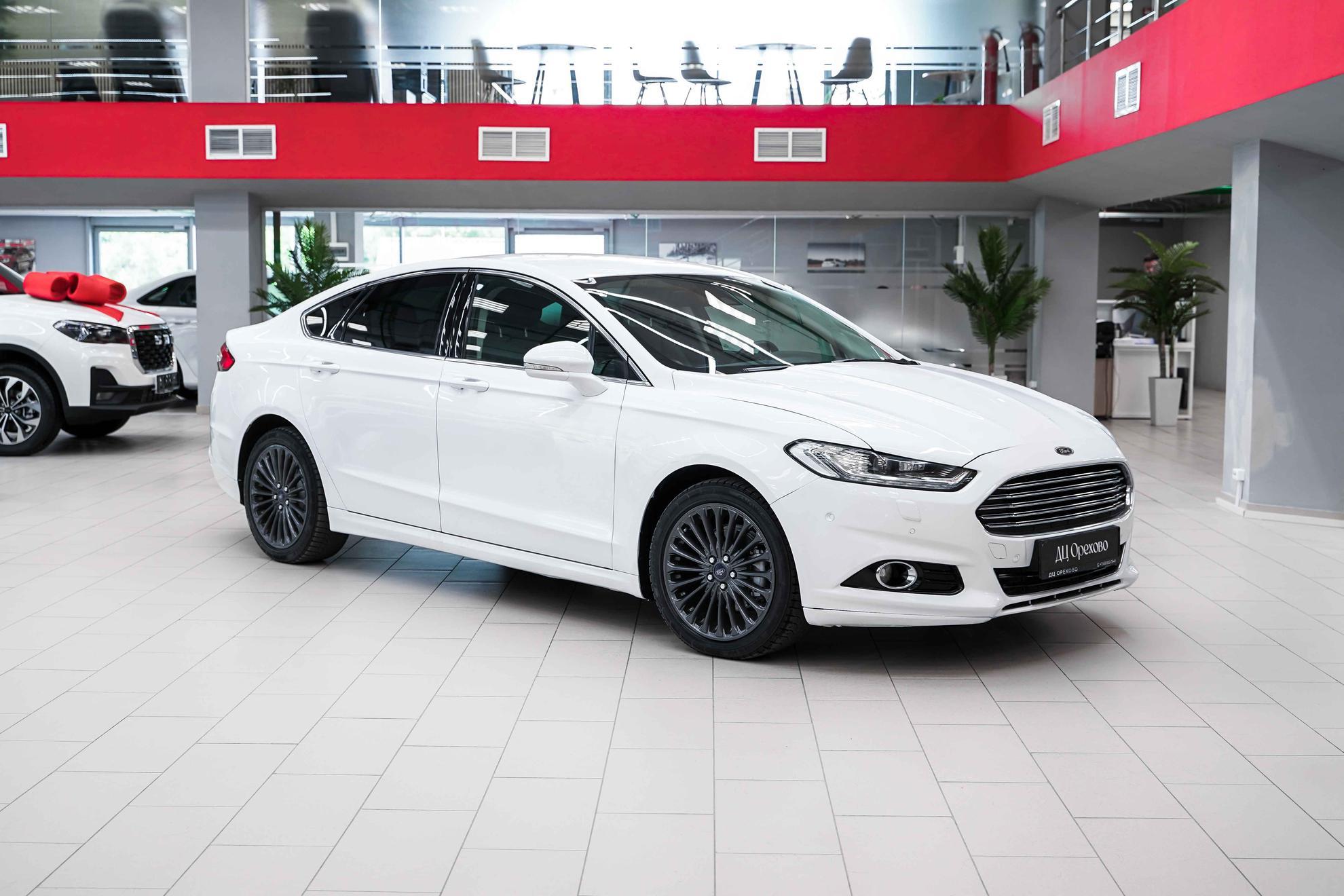 Ford Mondeo 2014, белый, ДЦ Орехово