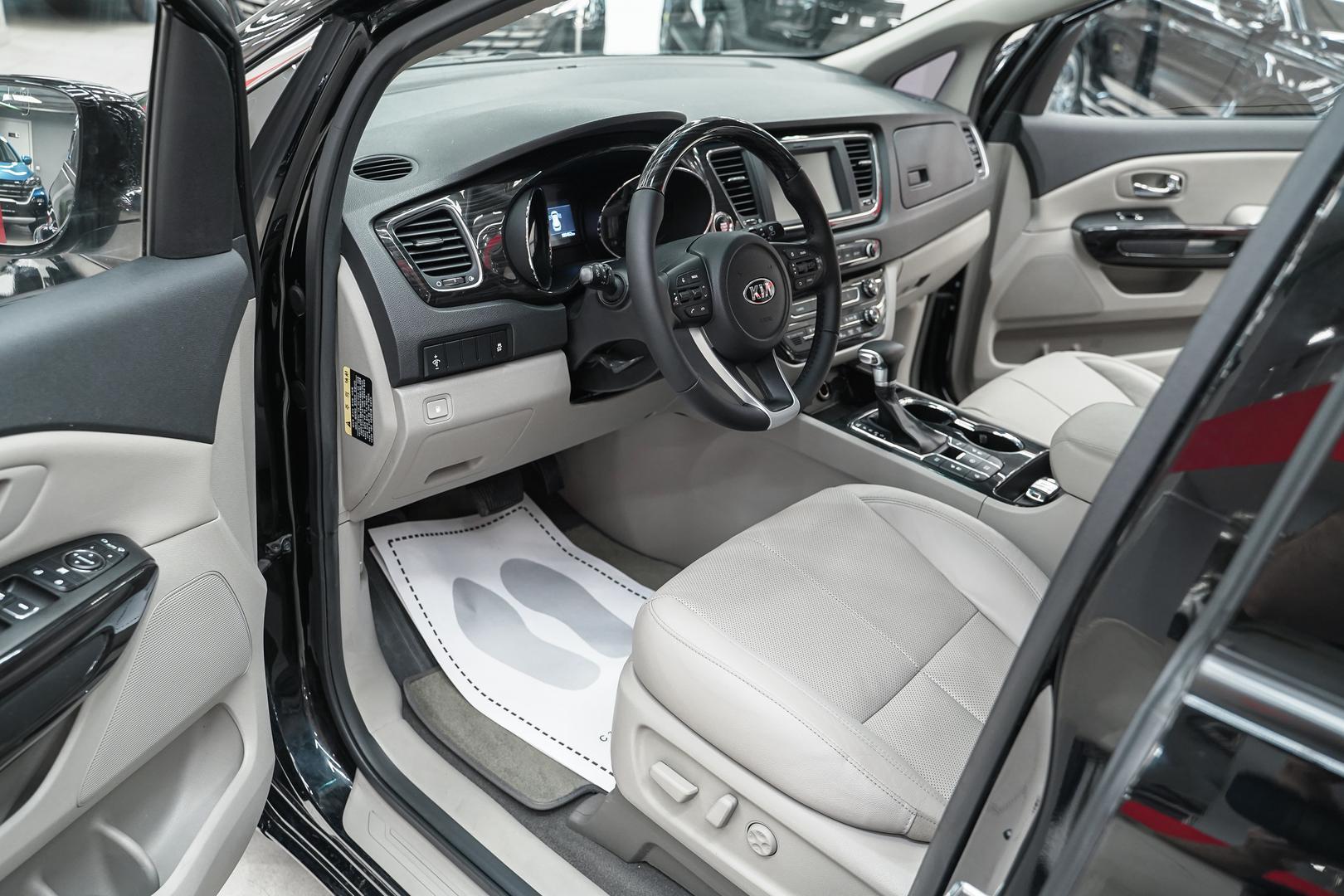 Kia Carnival 2019, черный, ДЦ Орехово