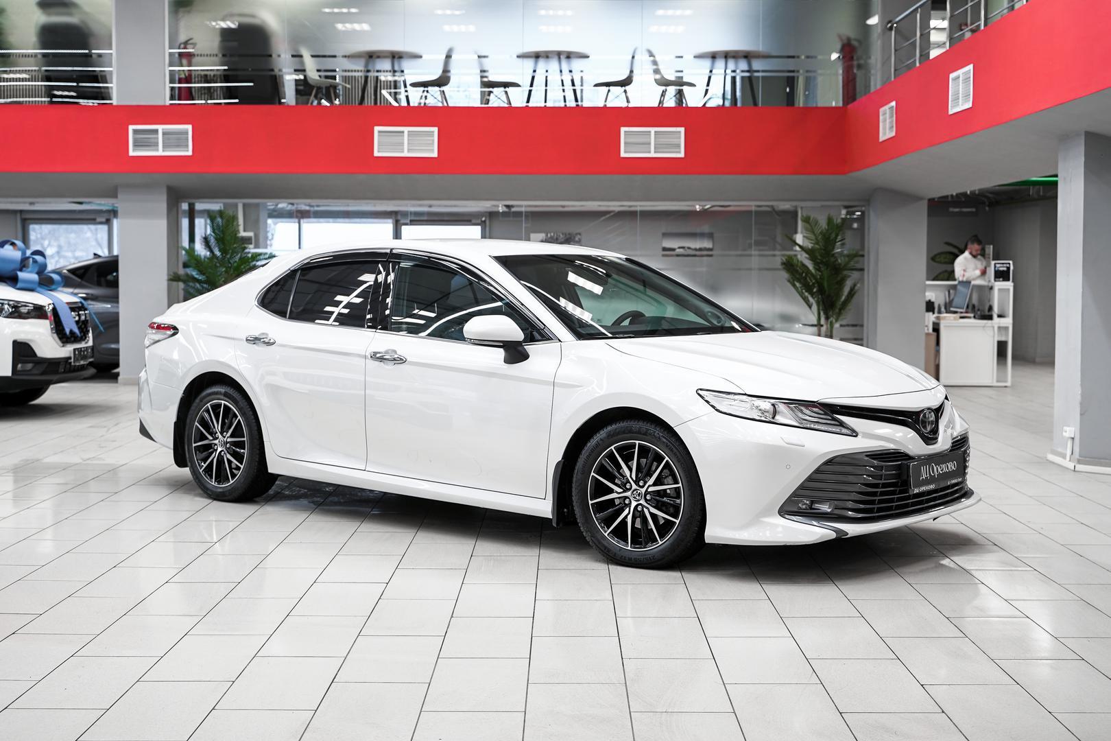 Toyota Camry 2020, белый, ДЦ Орехово