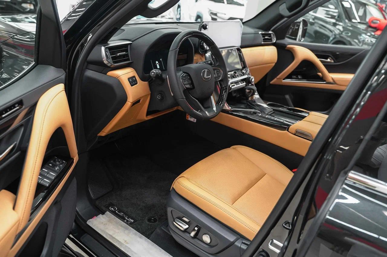 Lexus LX 2026, черный, ДЦ Орехово