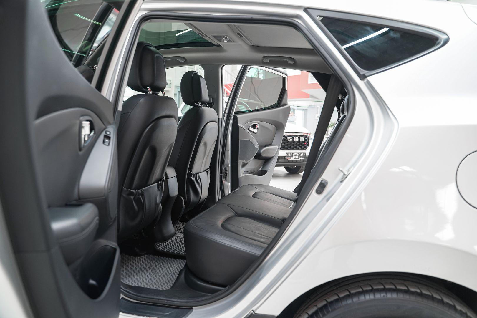 Hyundai ix35 2011, серебряный, ДЦ Орехово