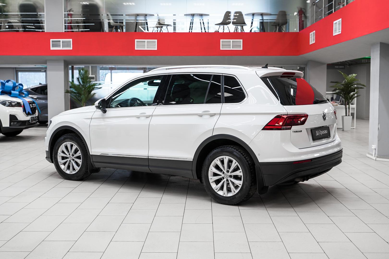 Volkswagen Tiguan 2017, белый, ДЦ Орехово