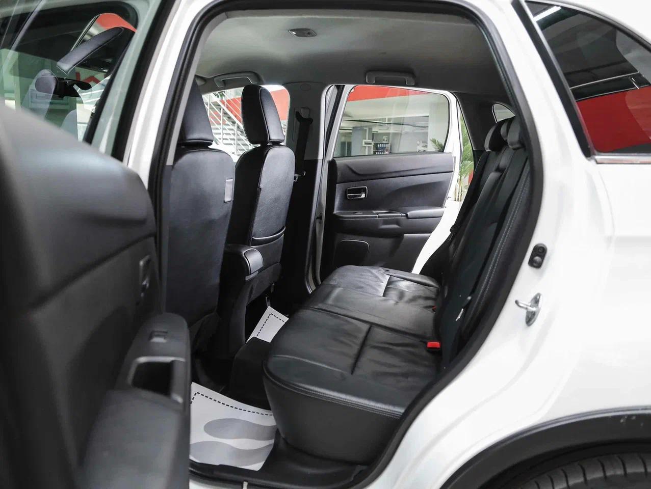 Mitsubishi ASX 2014, белый, ДЦ Орехово