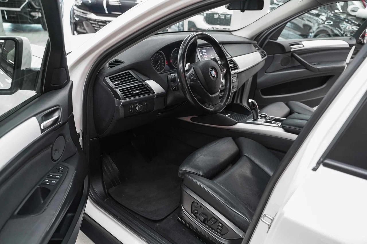 BMW X6 2011, белый, ДЦ Орехово