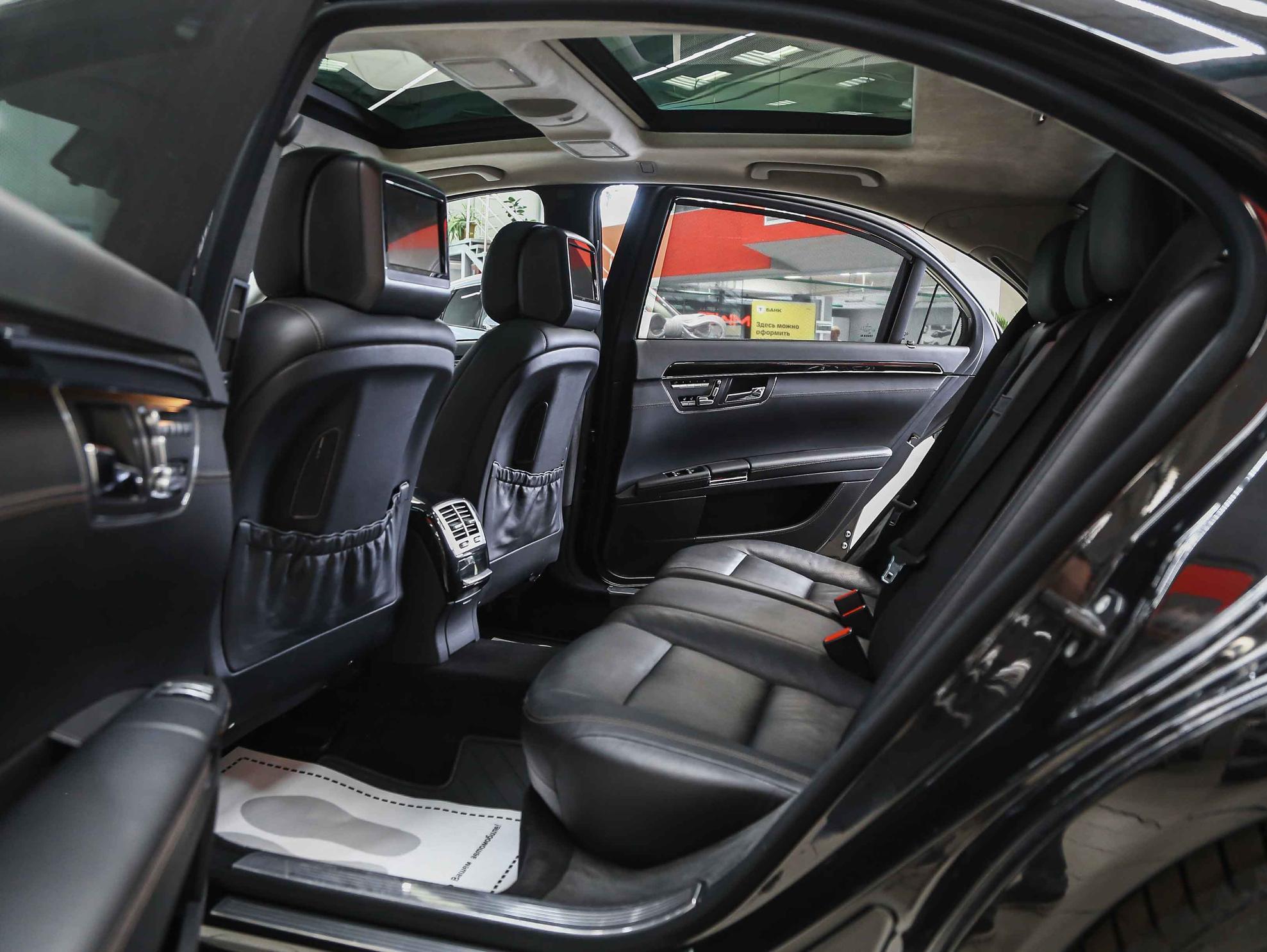Mercedes-Benz S-Класс 2011, черный, ДЦ Орехово