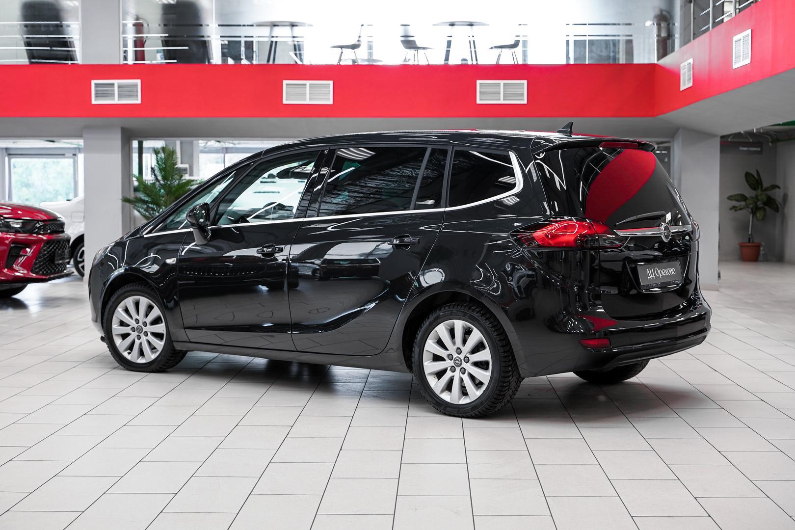Opel Zafira 2014, черный, ДЦ Орехово