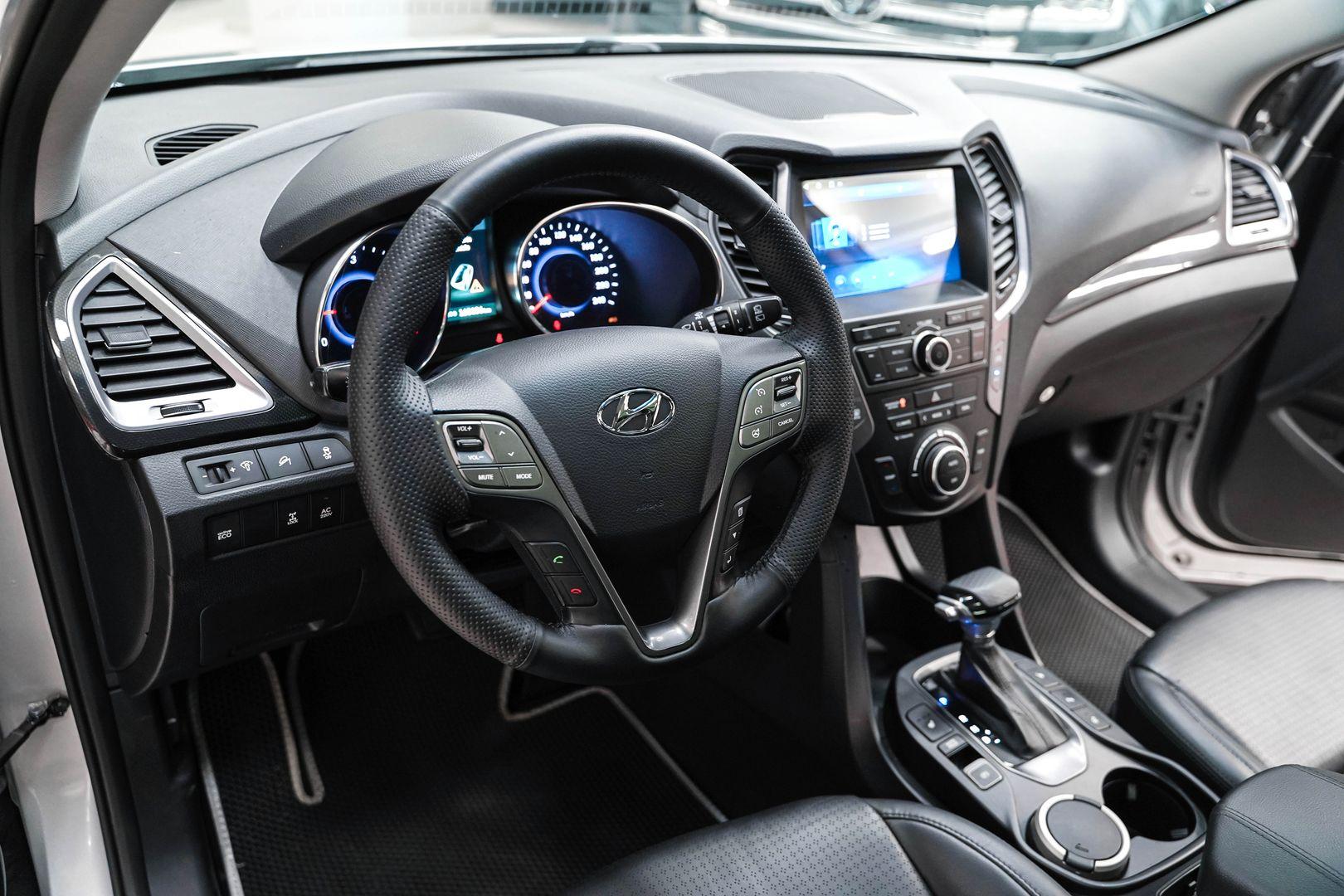 Hyundai Santa Fe 2014, серебряный, ДЦ Орехово
