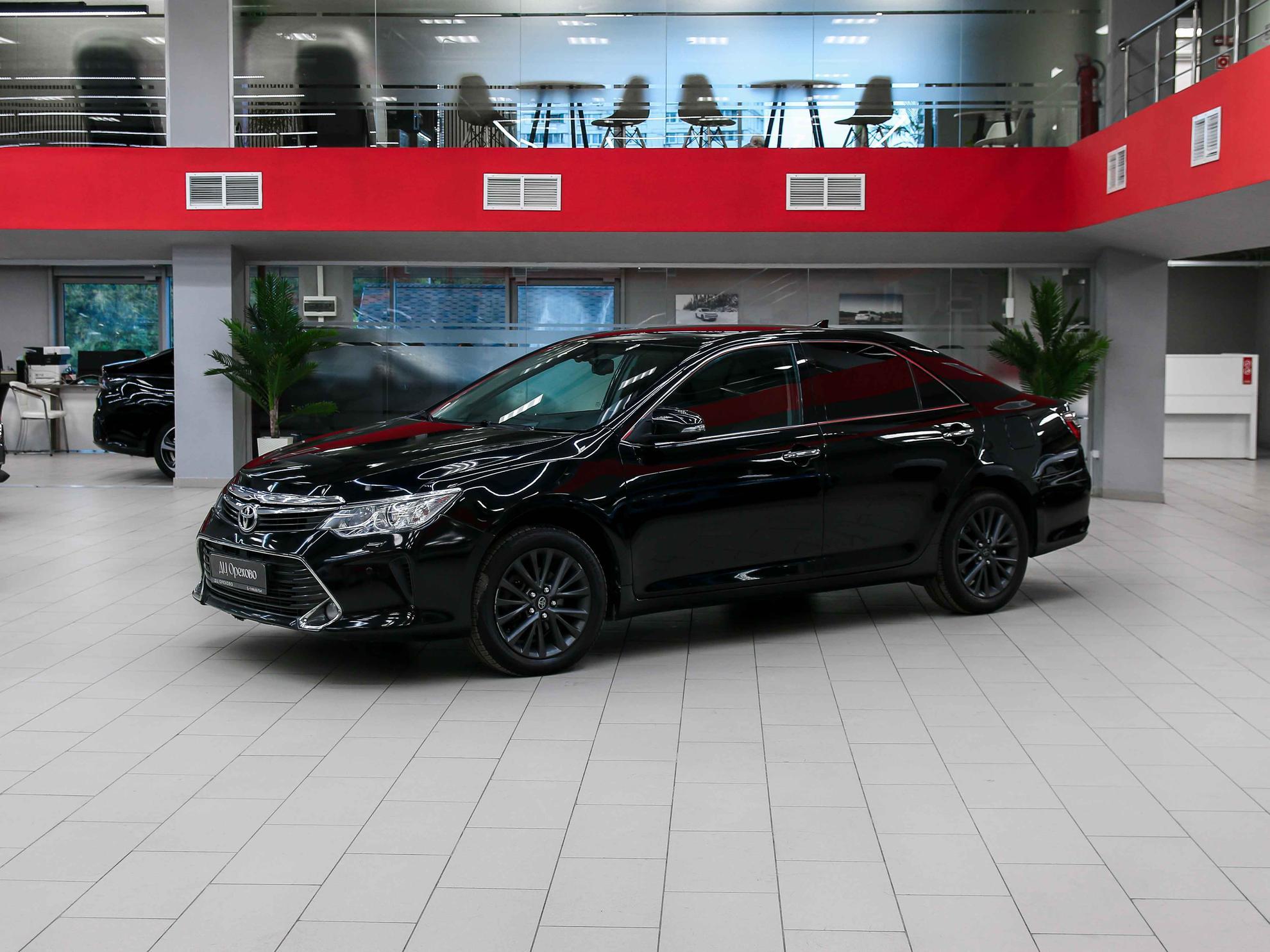 Toyota Camry 2015, черный, ДЦ Орехово