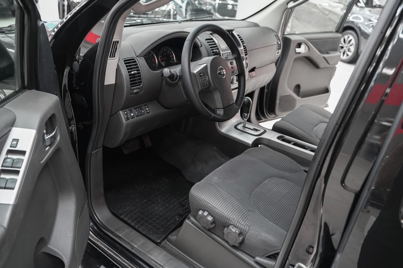 Nissan Pathfinder 2007, черный, ДЦ Орехово