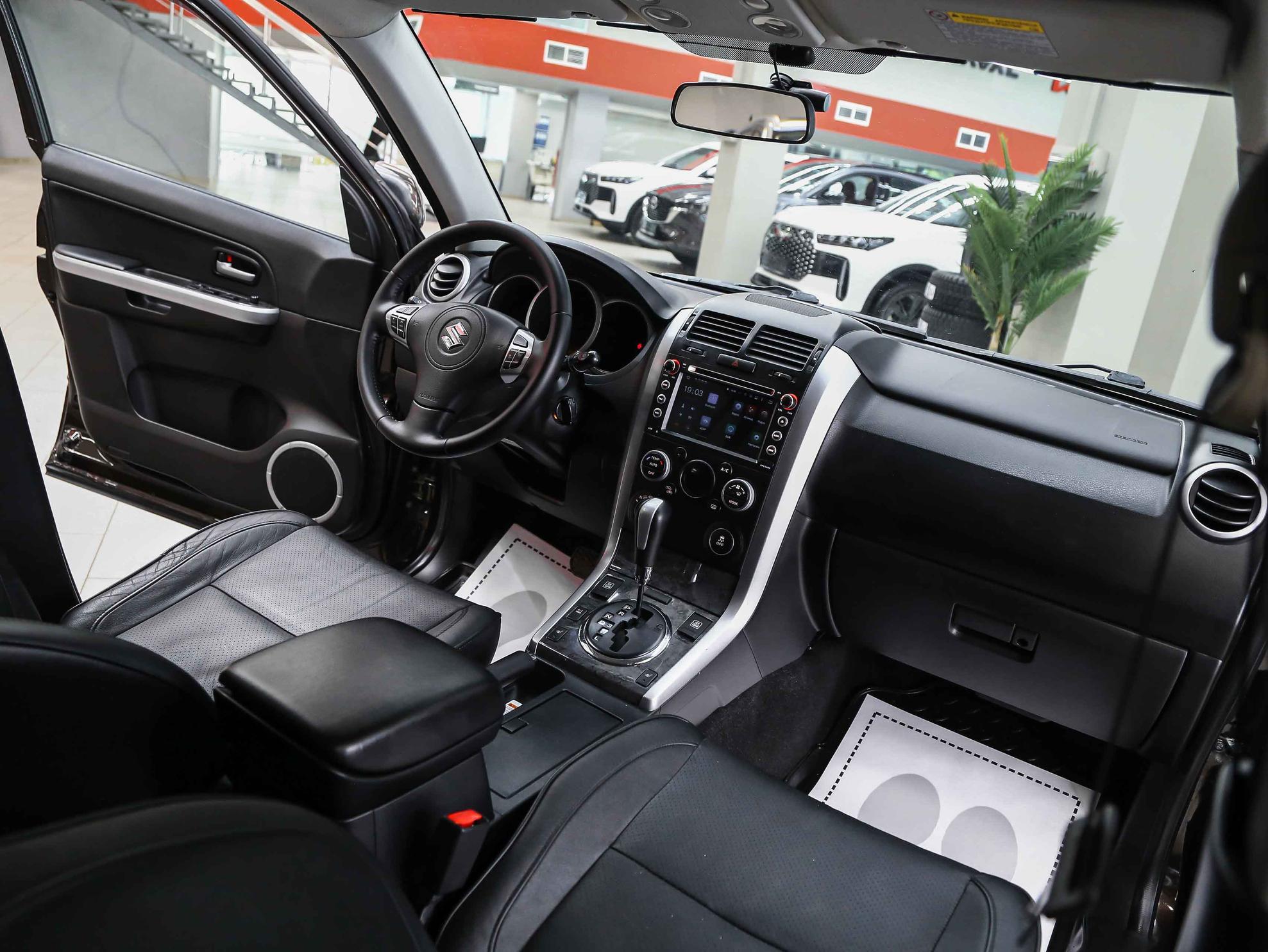 Suzuki Grand Vitara 2013, коричневый, ДЦ Орехово