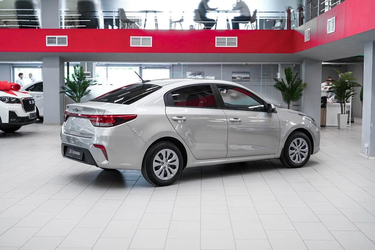 Kia Rio 2020, серый, ДЦ Орехово