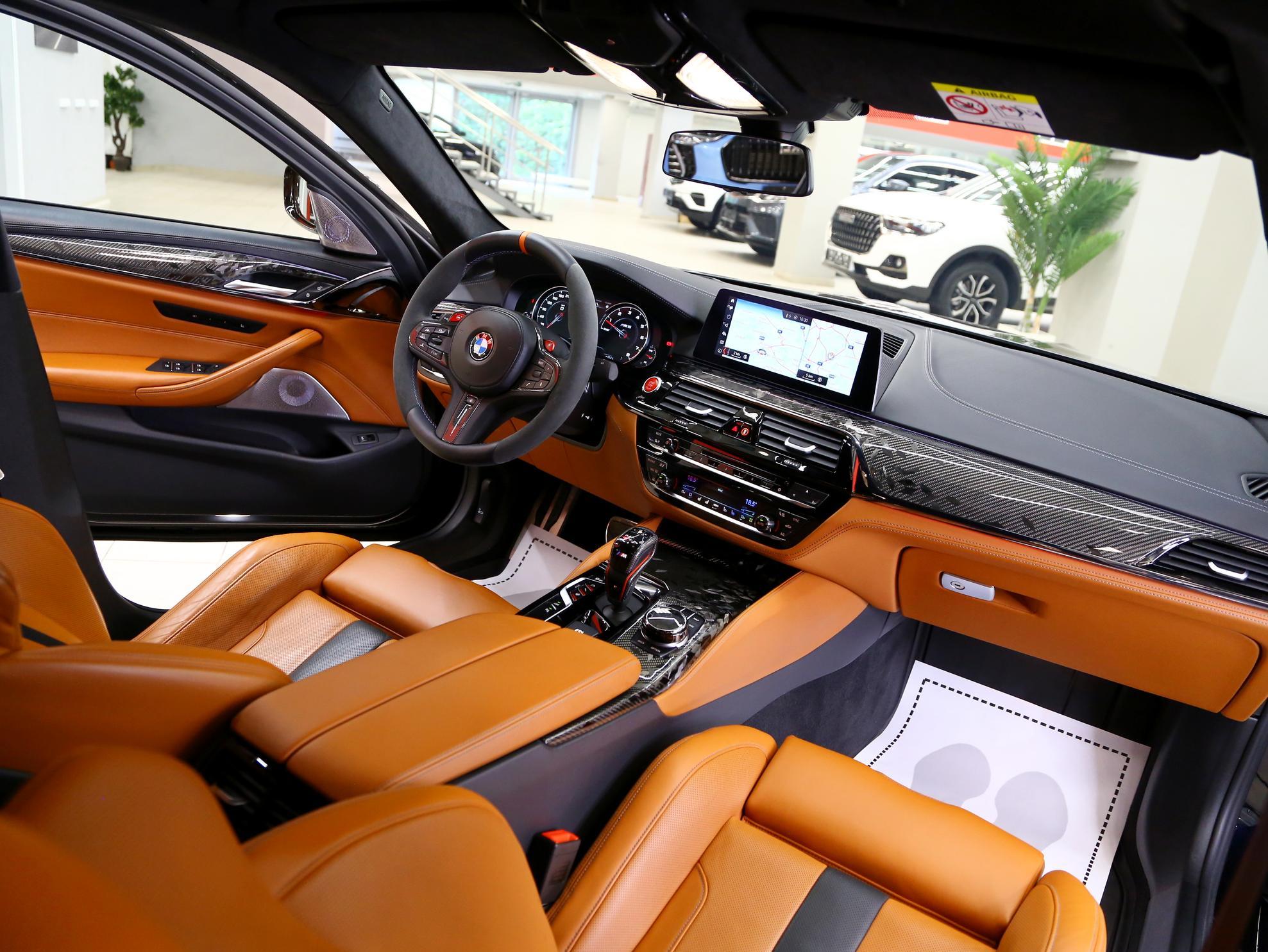 BMW M5 2019, черный, ДЦ Орехово